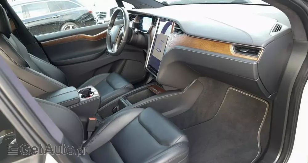 TESLA Model X Performance