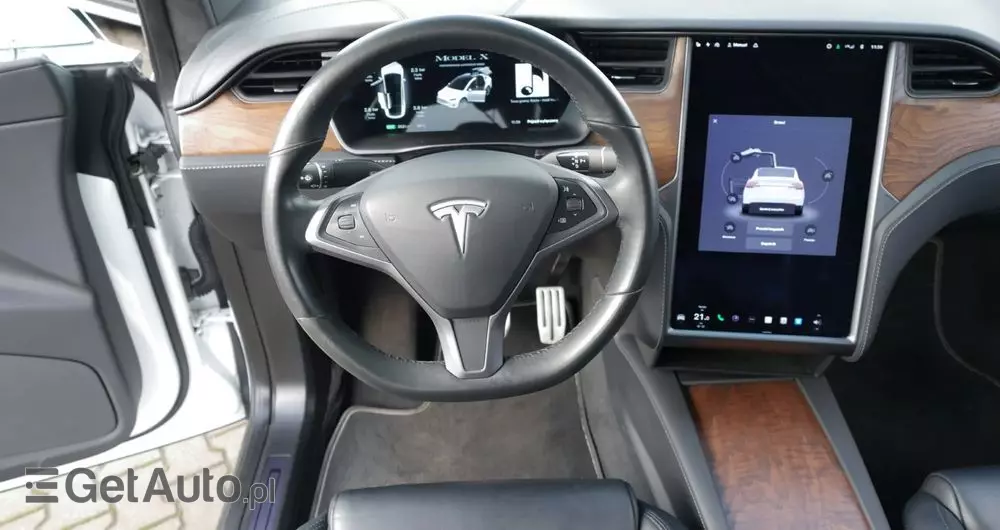 TESLA Model X Performance