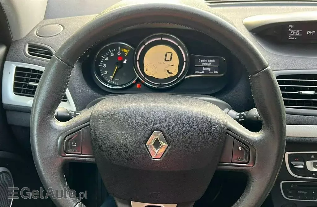 RENAULT Megane 