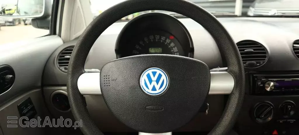 VOLKSWAGEN Beetle 