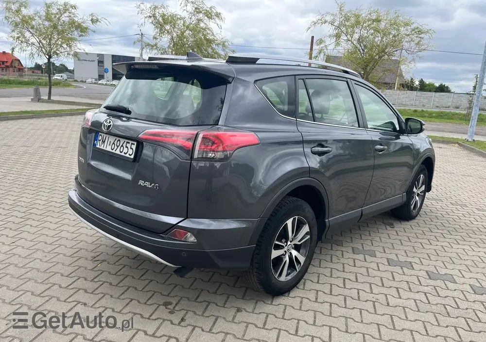 TOYOTA RAV4 