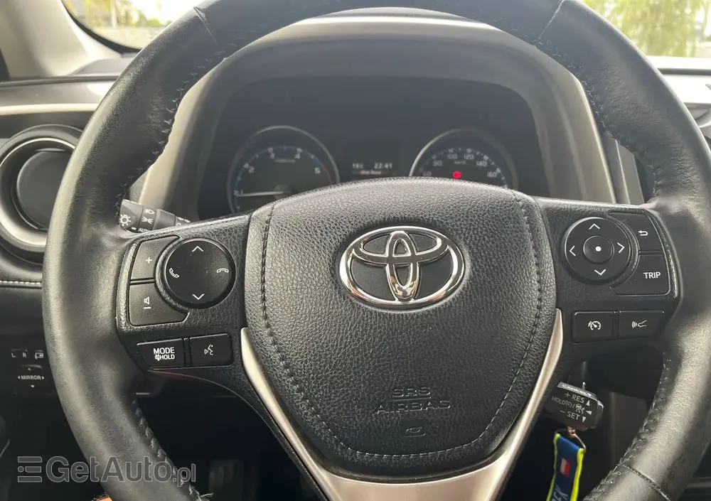 TOYOTA RAV4 