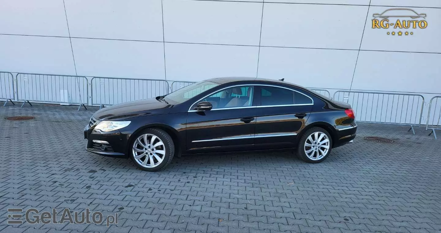 VOLKSWAGEN Passat CC 