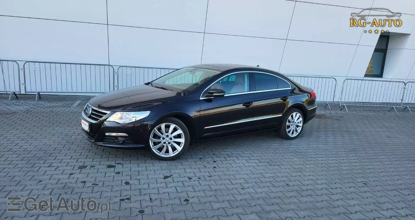 VOLKSWAGEN Passat CC 