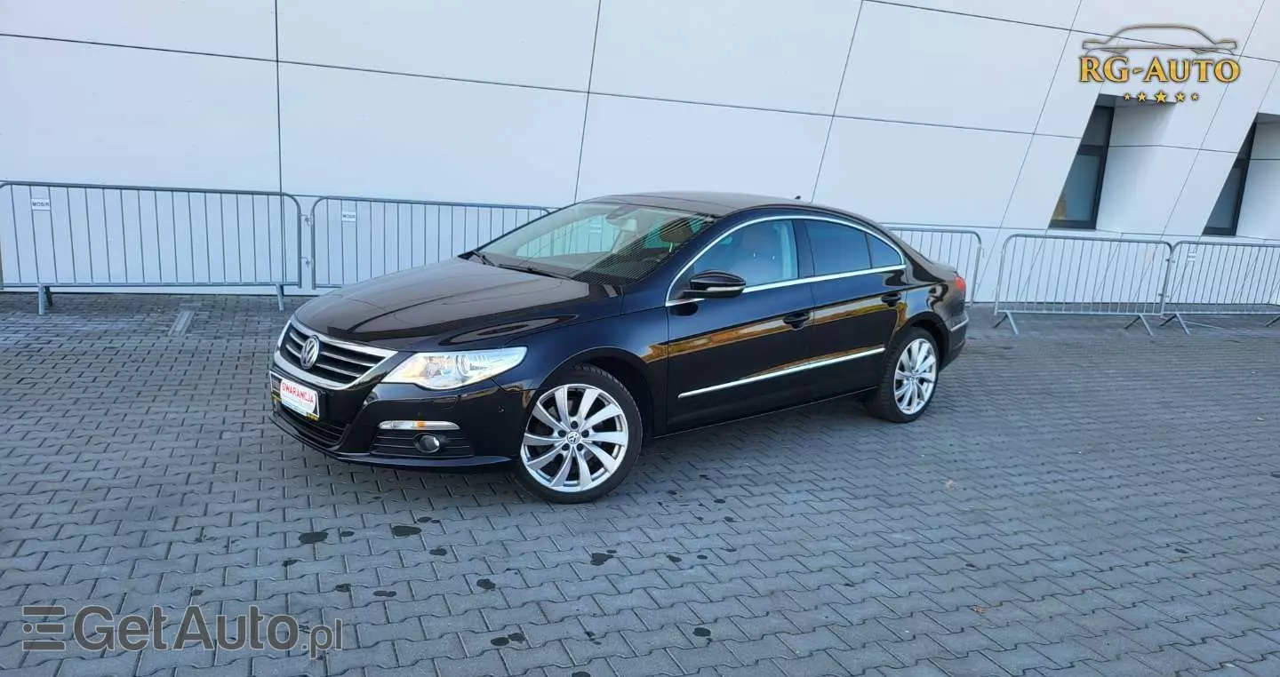 VOLKSWAGEN Passat CC 