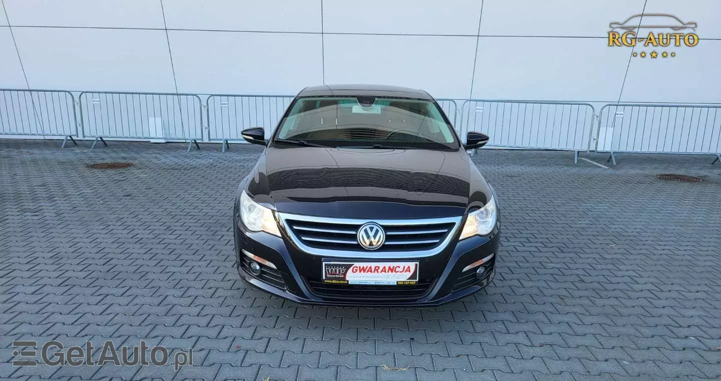 VOLKSWAGEN Passat CC 