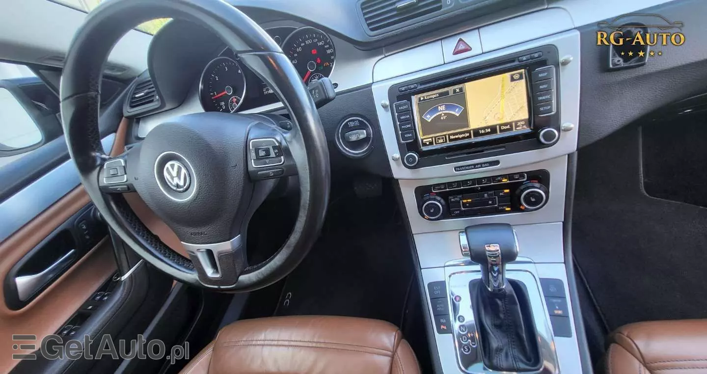 VOLKSWAGEN Passat CC 