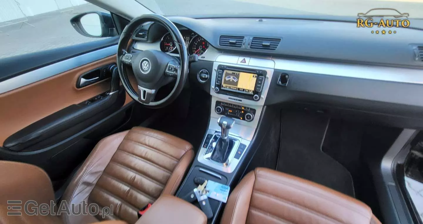 VOLKSWAGEN Passat CC 