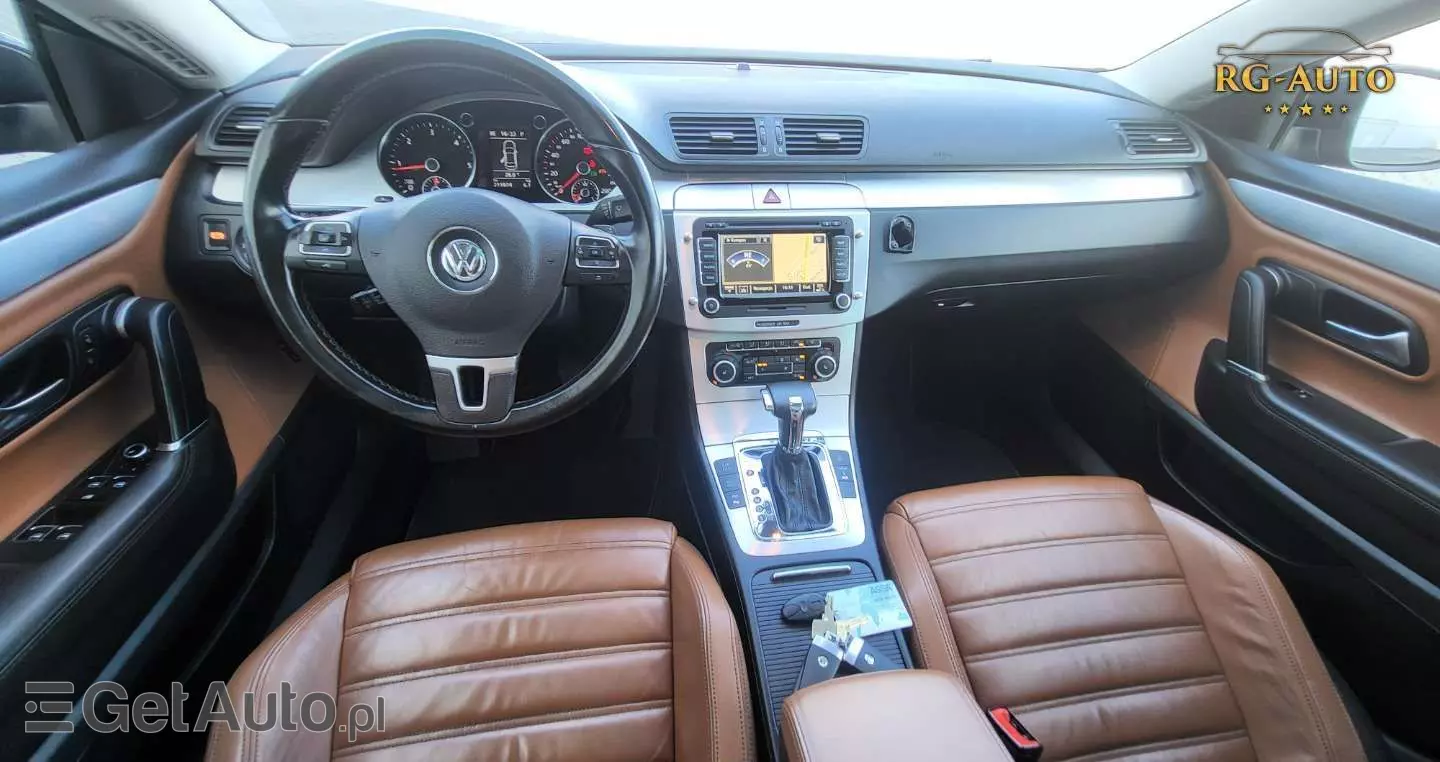 VOLKSWAGEN Passat CC 