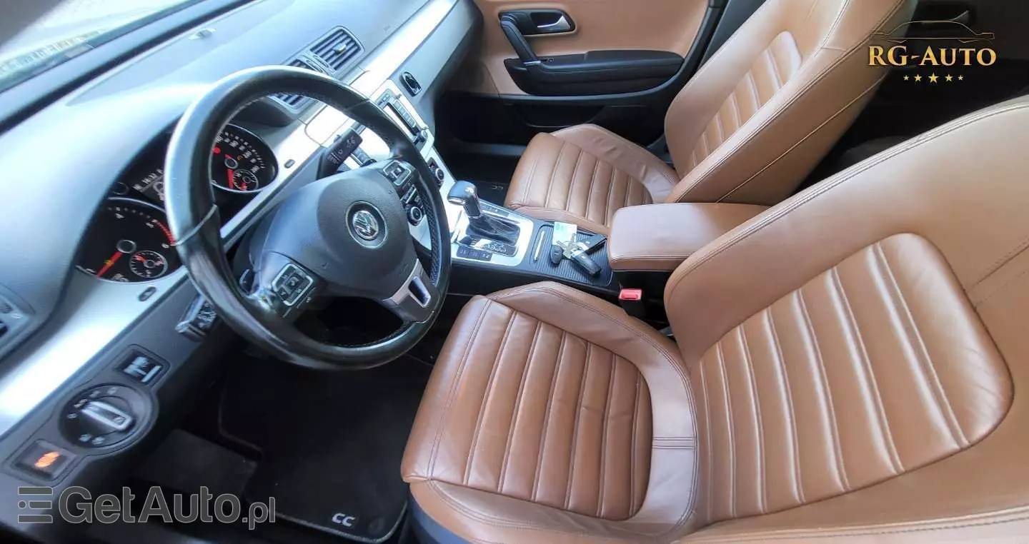 VOLKSWAGEN Passat CC 