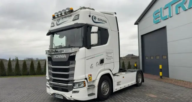 SCANIA S450 
