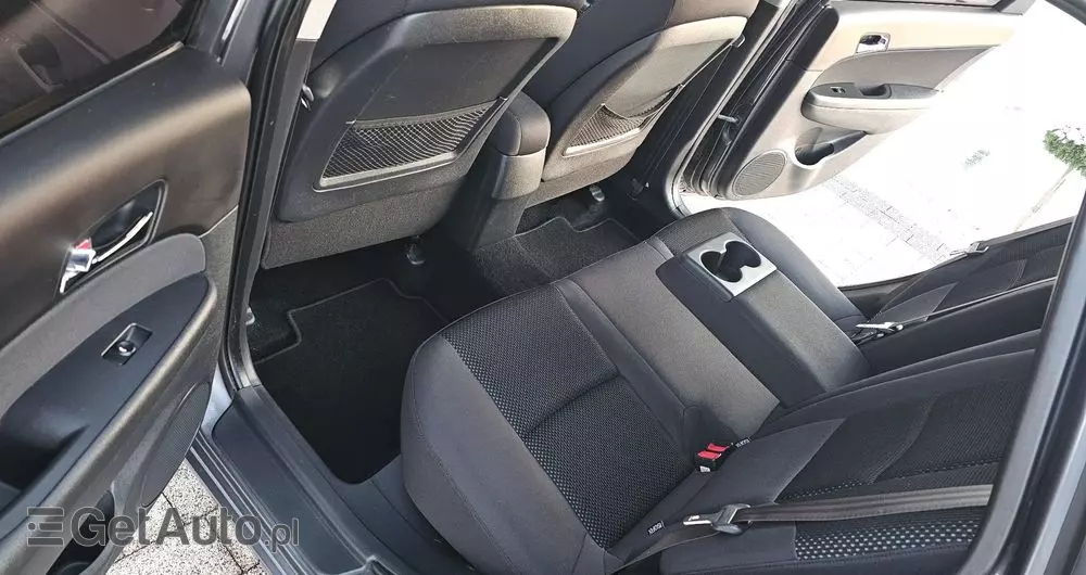 HYUNDAI I30 1.6 blue Comfort