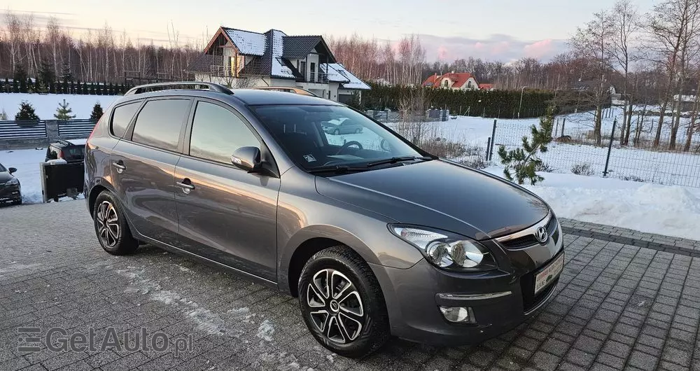 HYUNDAI I30 1.6 blue Comfort