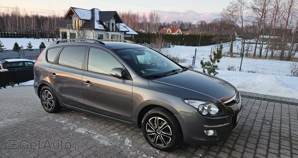 HYUNDAI I30 1.6 blue Comfort