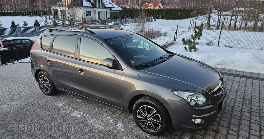 HYUNDAI I30 1.6 blue Comfort