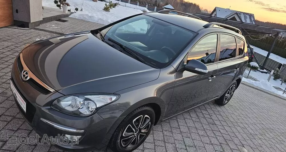 HYUNDAI I30 1.6 blue Comfort