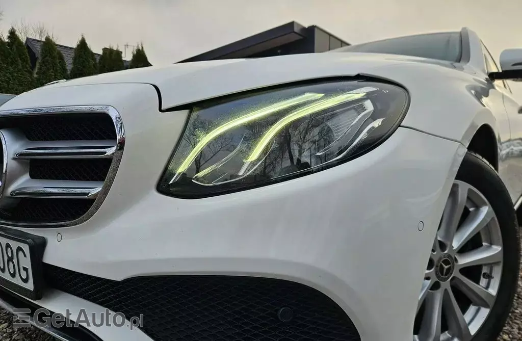 MERCEDES-BENZ Klasa E 