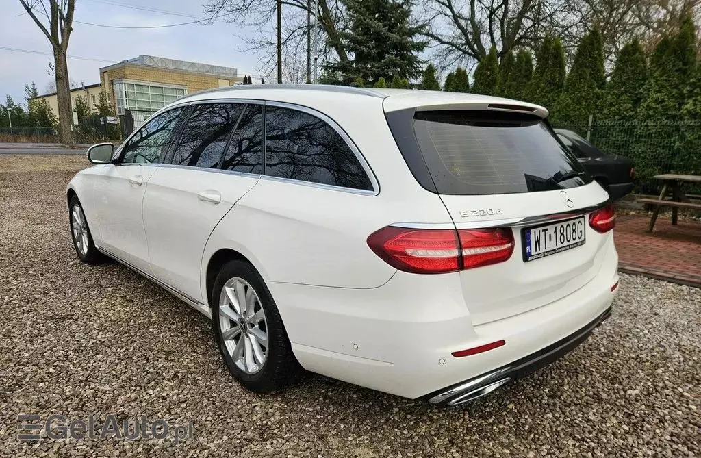 MERCEDES-BENZ Klasa E 