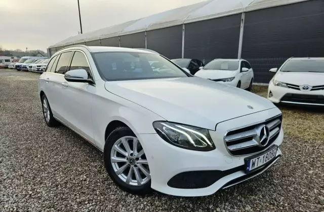 MERCEDES-BENZ Klasa E 