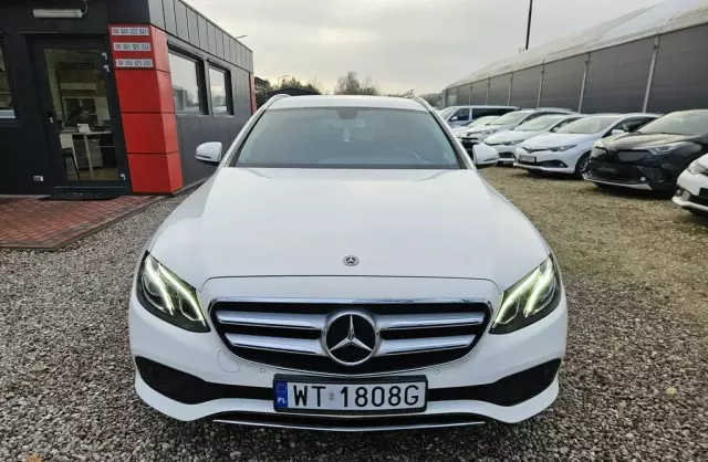 MERCEDES-BENZ Klasa E 