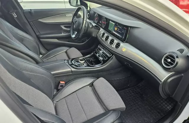 MERCEDES-BENZ Klasa E 