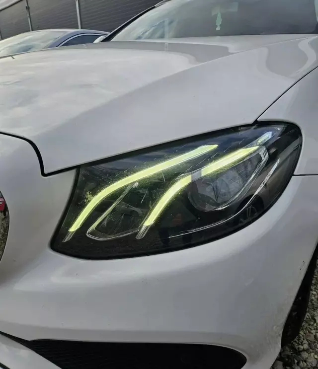 MERCEDES-BENZ Klasa E 