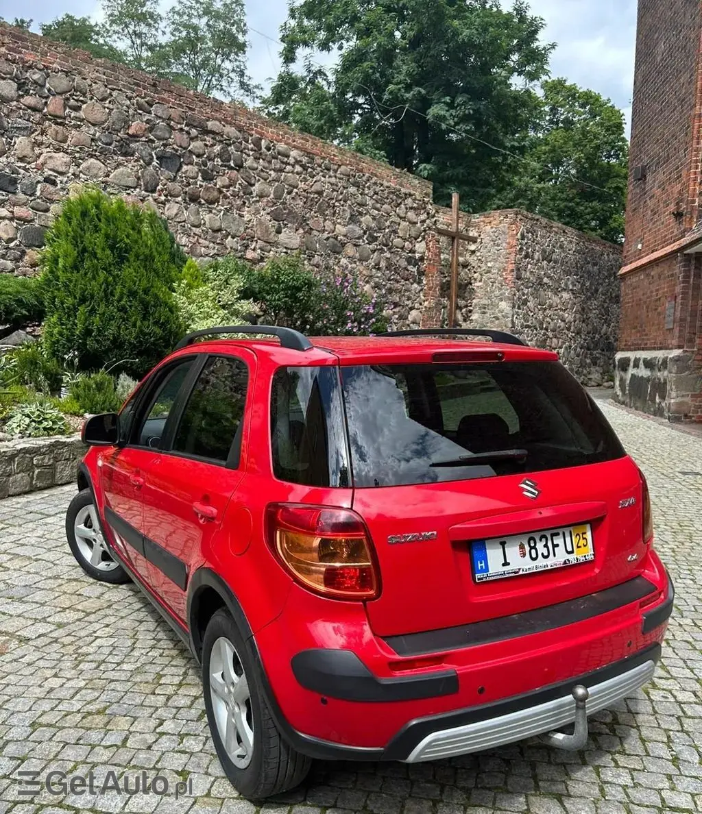 SUZUKI SX4 