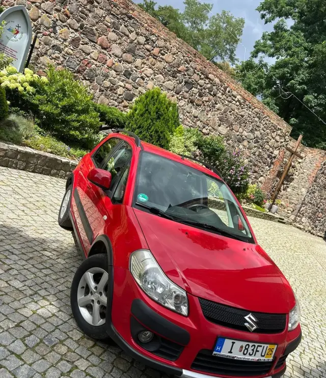 SUZUKI SX4 