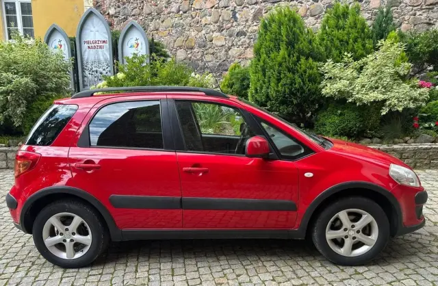 SUZUKI SX4 