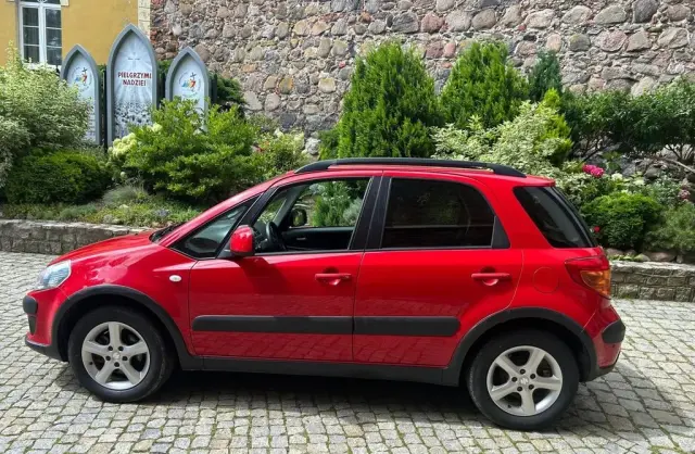 SUZUKI SX4 