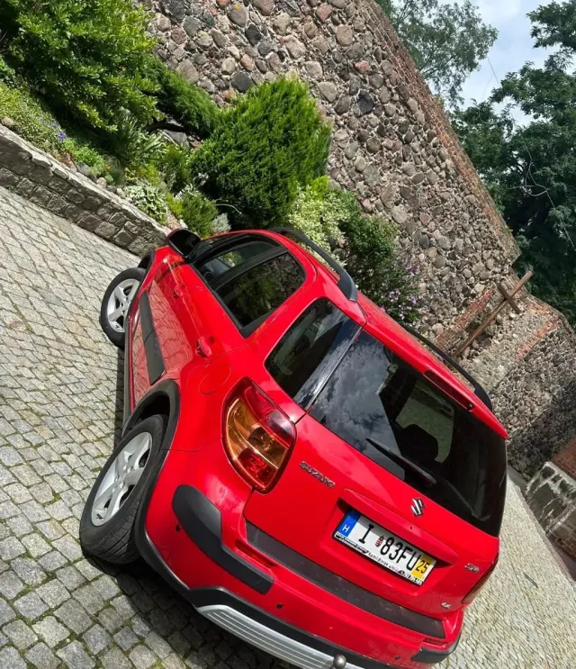 SUZUKI SX4 