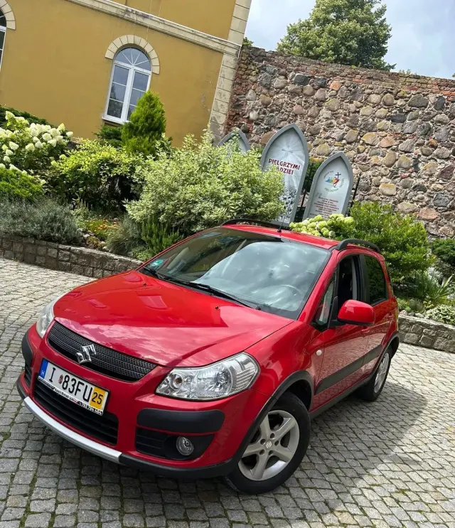 SUZUKI SX4 