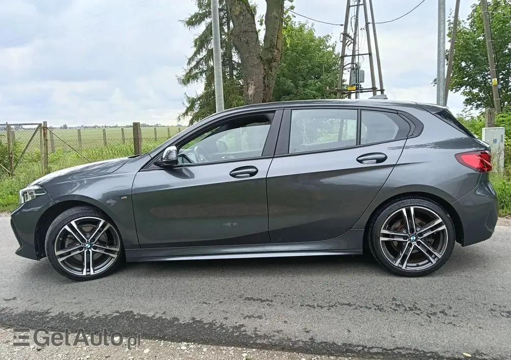 BMW Seria 1 116d M Sport Shadow