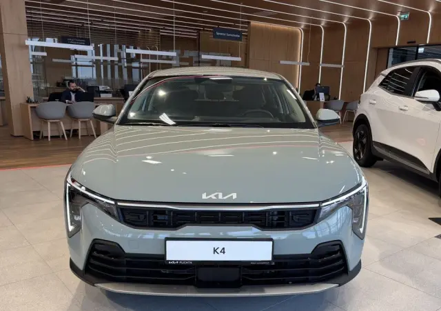 KIA K4 