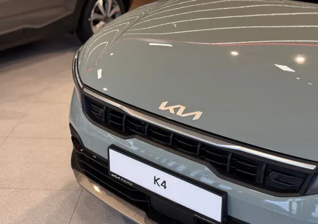 KIA K4 