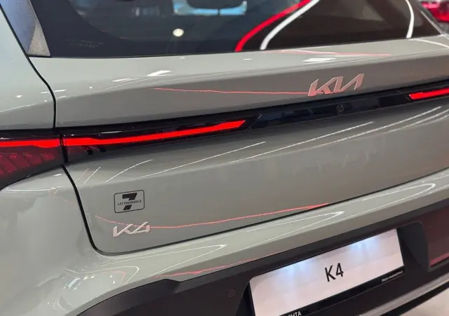 KIA K4 