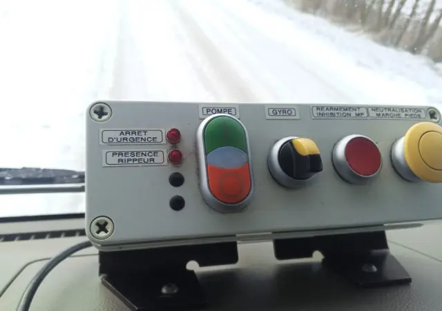 NISSAN Cabstar NT400/ŚMIECARKA +WYWROT DO 3,5T MODEL35.12/FRANCJA 