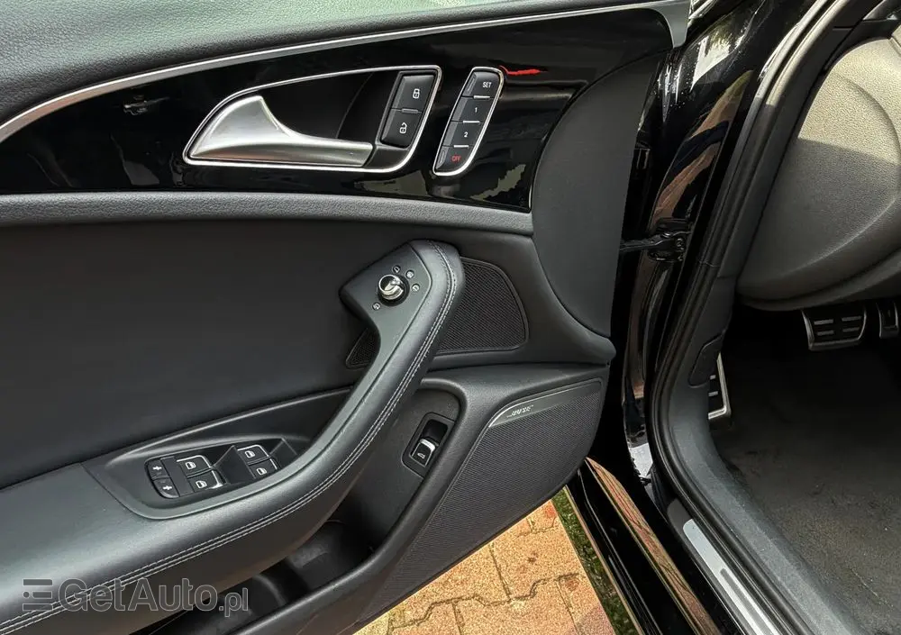 AUDI A6 Avant 2.0 TDI ultra S tronic