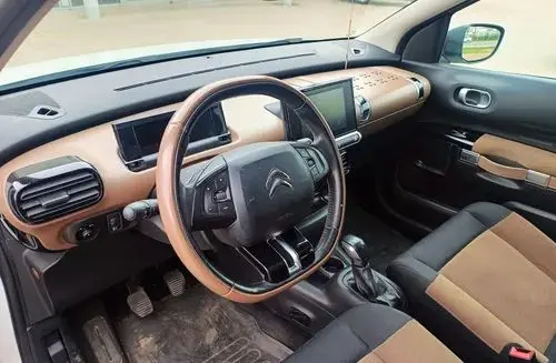 CITROEN C4 Cactus 