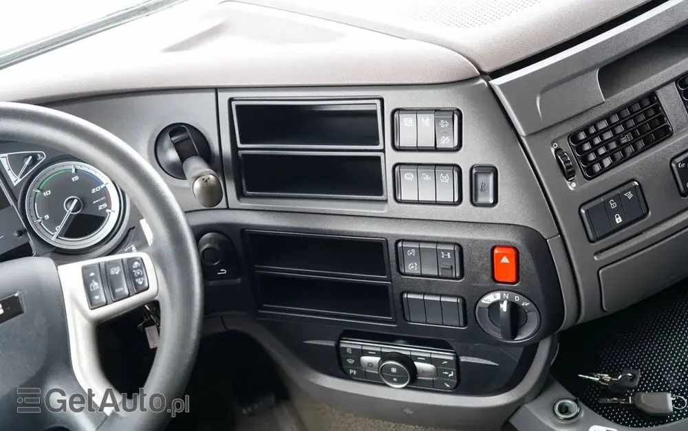 DAF XF 530 / RETARDER / KLIMATYZACJA POSTOJOWA 