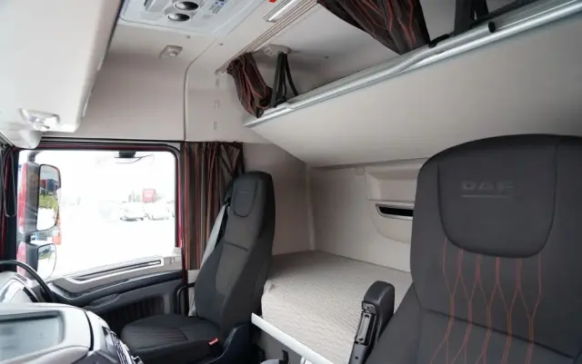 DAF XF 530 / RETARDER / KLIMATYZACJA POSTOJOWA 