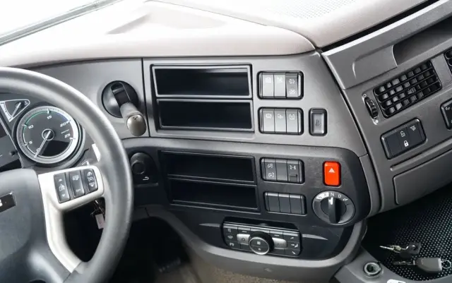 DAF XF 530 / RETARDER / KLIMATYZACJA POSTOJOWA 