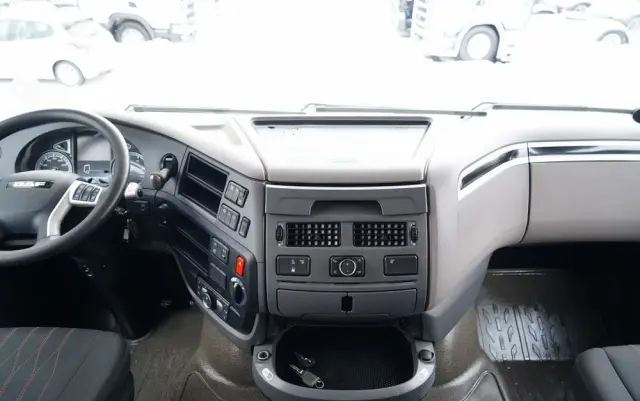 DAF XF 530 / RETARDER / KLIMATYZACJA POSTOJOWA 