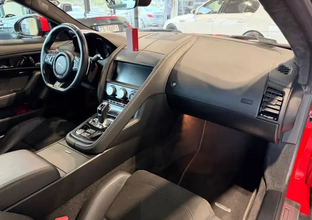 JAGUAR F-Type 