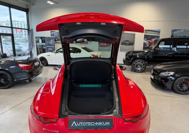 JAGUAR F-Type 