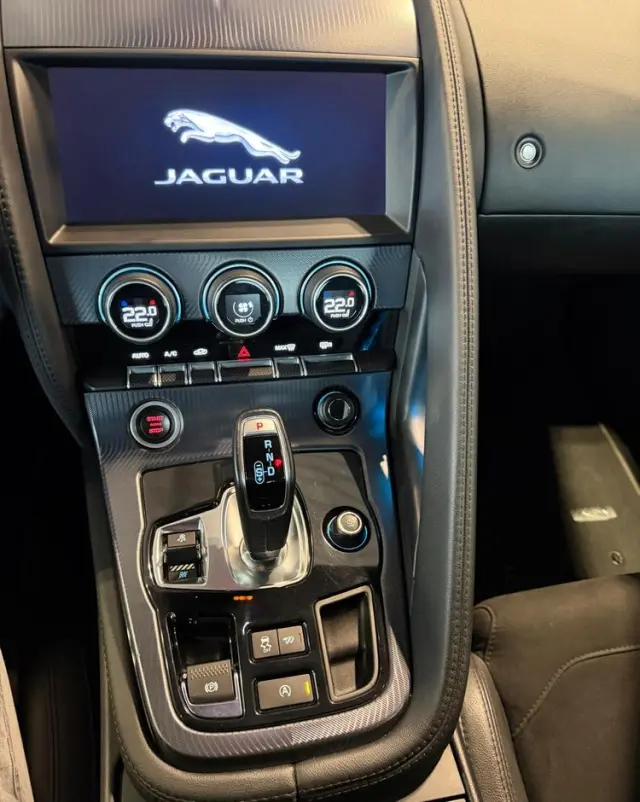 JAGUAR F-Type 