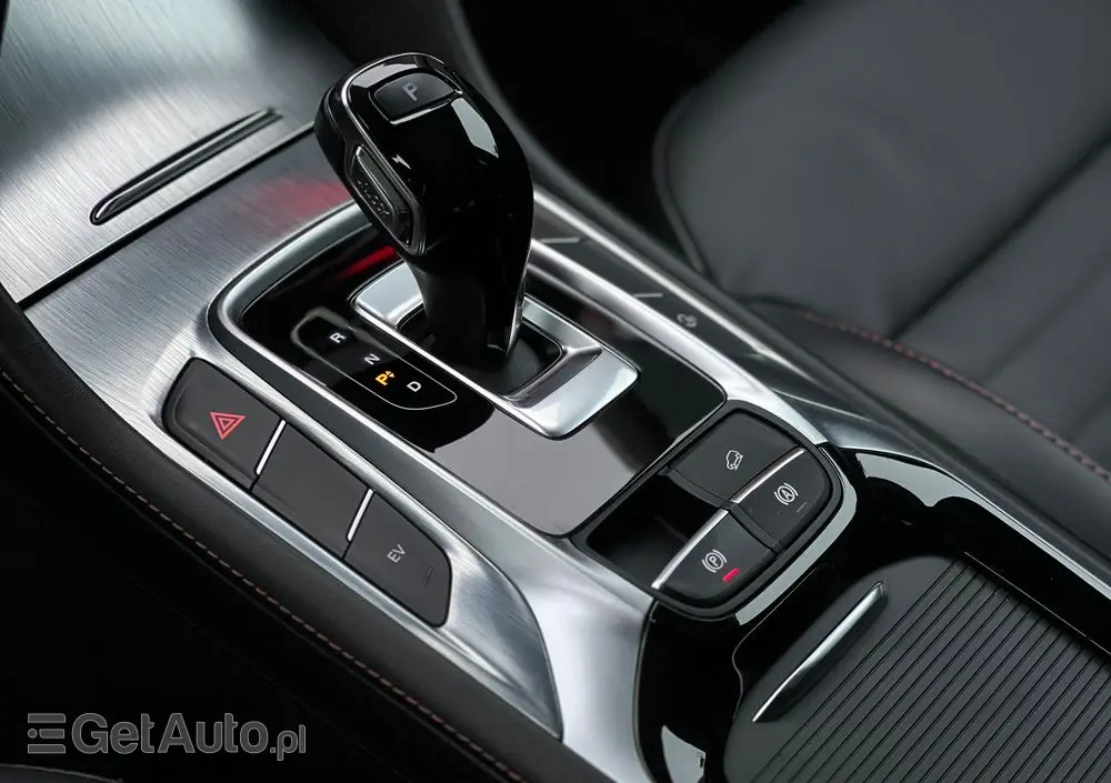 MG HS PHEV Luxury
