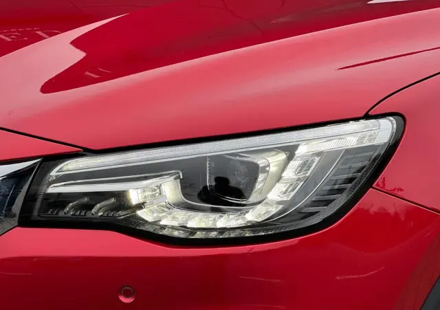MG HS PHEV Luxury
