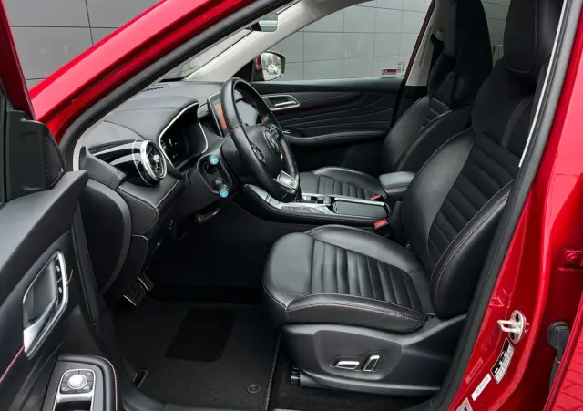 MG HS PHEV Luxury