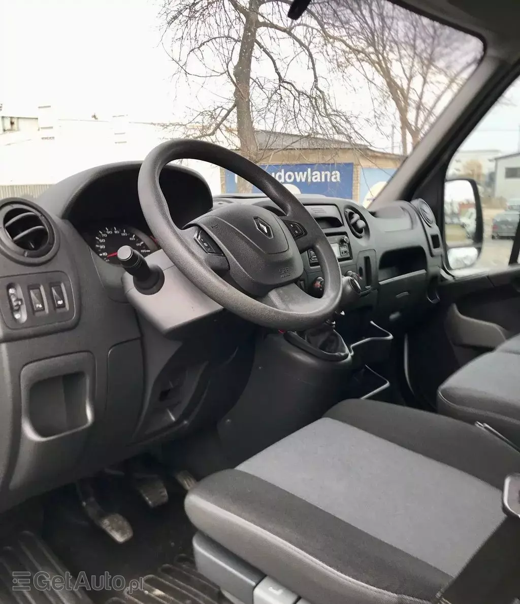 RENAULT Master 